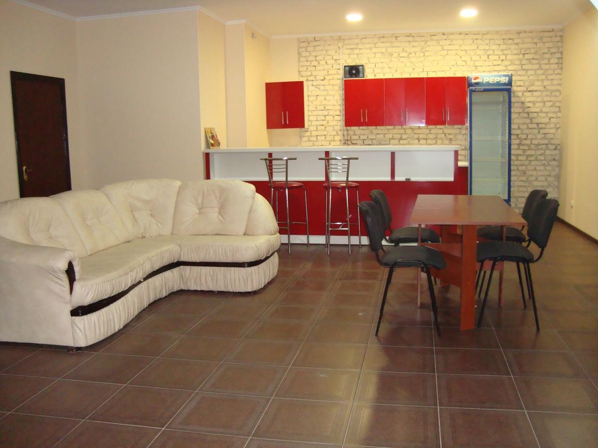 Hostel Sofia Ζιτόμιρ Εξωτερικό φωτογραφία